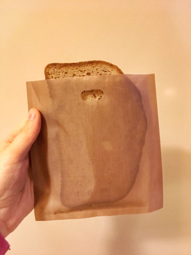 Eine Scheibe Toast passt genau in den Toastabag