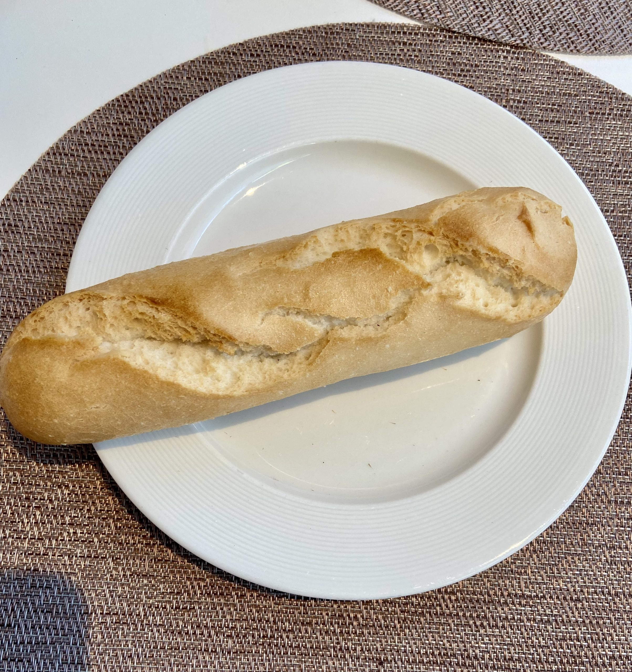 Das glutenfreie Baguette beim Frühstück im Canyamel Hotel Park & Spa