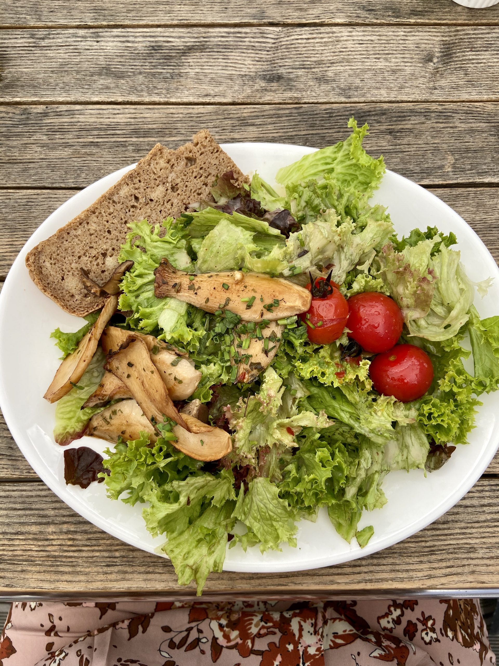 Glutenfreier Salat im Gasthaus zum Wohl